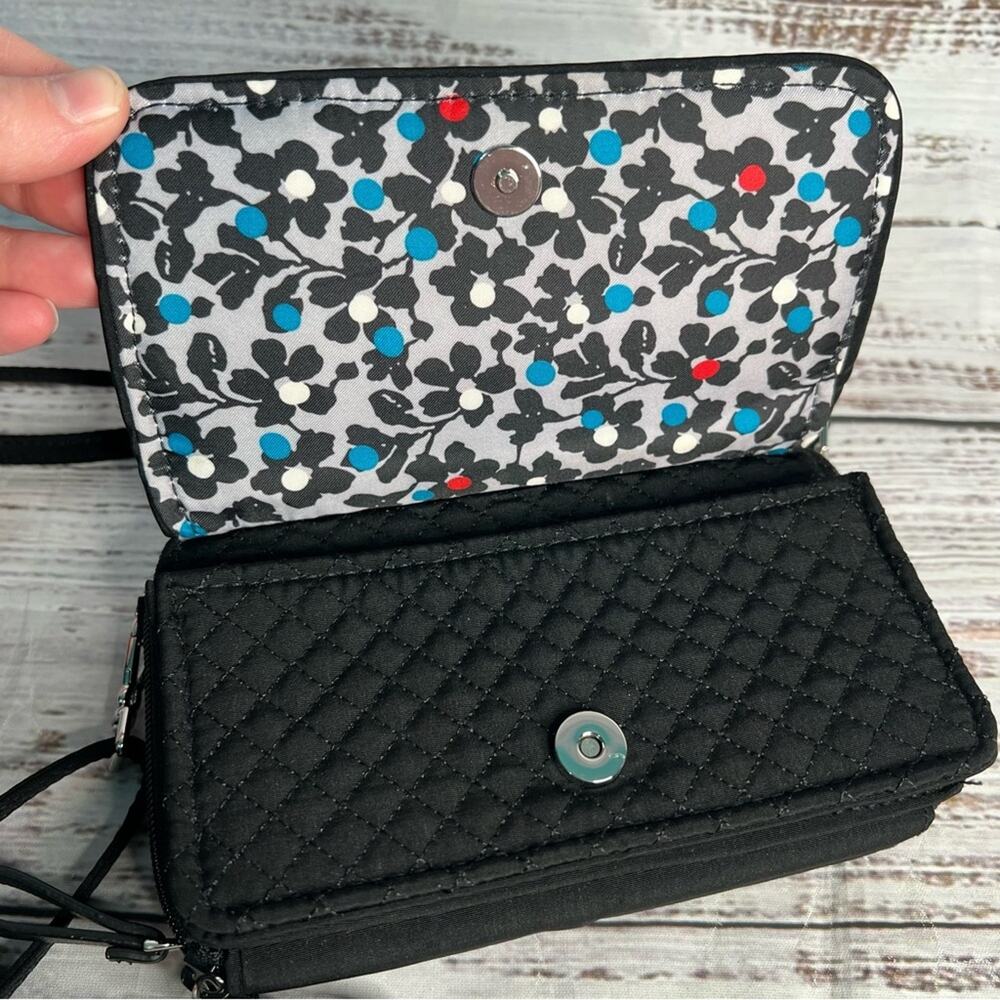 Vera‎ Bradley Winter Patchwork All in One Crossbody Colorblock Quilted - Picture 4 of 16